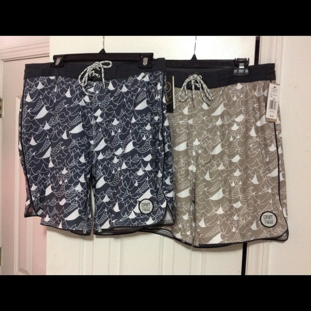 2-Drift the 7 Seas Mens Swim Trunks Shorts Size 34